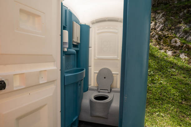 Best Portable restroom trailer rental  in Alum Rock, CA